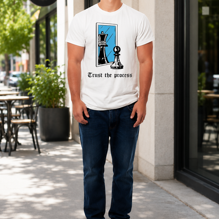 Playera Estampada de Hombre Ajedrez Trust The Process Beloma