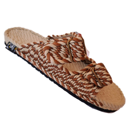 Sandalia modelo Mosses de Nomadic hecha con cuerdas suaves y con suela