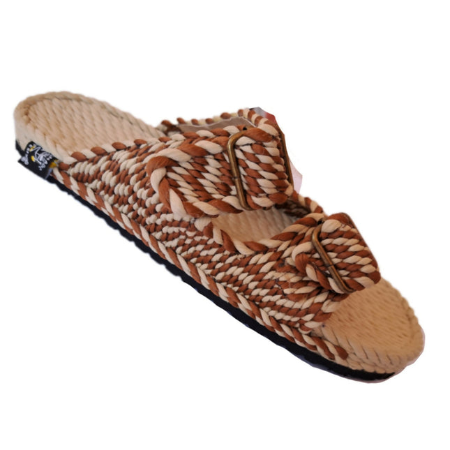 Sandalia modelo Mosses de Nomadic hecha con cuerdas suaves y con suela