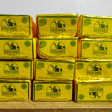 Queso doble crema de Chiapas de papel amarillo