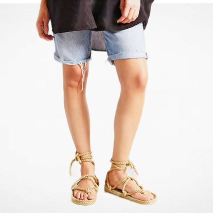 Sandalia tipo Romano de Nomadic con cuerdas suaves, artesanal